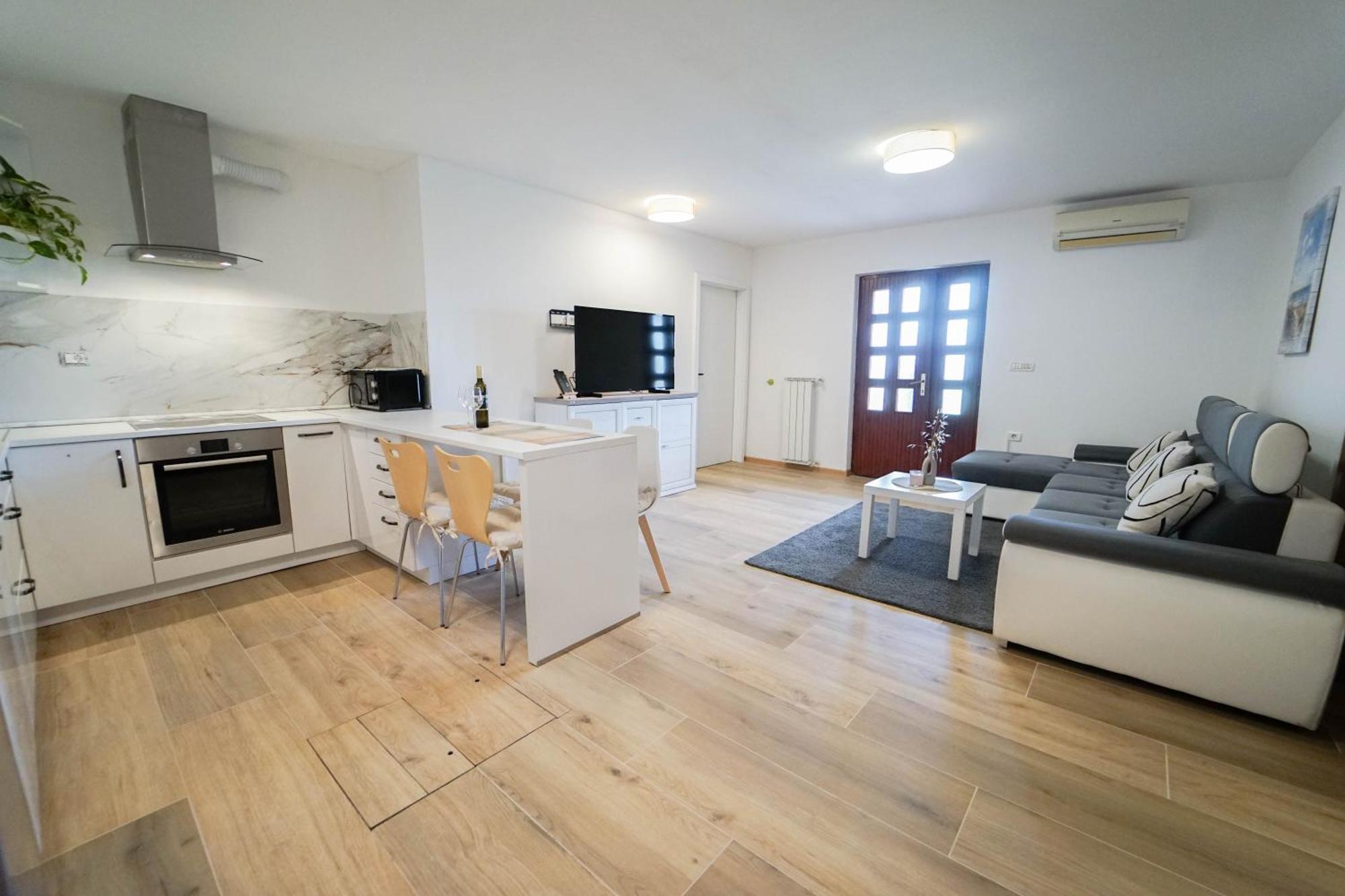 Apartment Moon Pobegi Dış mekan fotoğraf